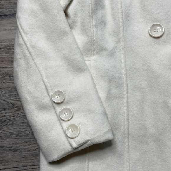 Steve Madden Women’s Cream Wool Blend Pear Coat, size large - Picture 6 of 14